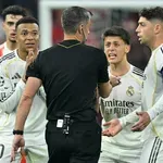 Otkriveno što je Güler rekao Vinčiću na kraju utakmice i zašto je isključen