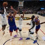 VIDEO / Jokićev Denver vodio +19 pa izgubio u doigravanju