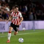 VIDEO / Šou reprezentativca BiH u PSV-u: Zabio dva gola i podijelio tri asistencije