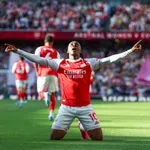 VIDEO / Pogledajte sjajan pogodak Ezea kojim se Arsenal vratio na vrh Premier lige