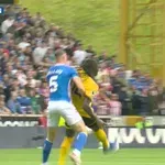 VIDEO / Pogledajte jedan od najbizarnijih crvenih kartona ove sezone