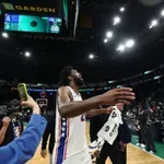 VIDEO / Kraj za najtrofejniju NBA franšizu: Phila predvođena Embiidom okrenula 3:1 protiv Celticsa