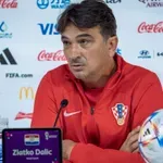 Dalić će za SP stožeru priključiti i legendarnog Vatrenog?