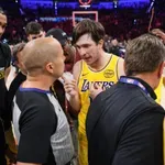 Ovo se ne viđa često u NBA ligi: Igrači Lakersa jurili suce po terenu