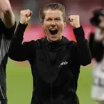 VIDEO / Večer za pamćenje: Marie-Louise Eta do povijesne pobjede u Bundesligi!