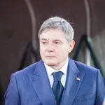 Nova neugodnost za Piksija: Navijači Zvezde opet ga otjerali iz kafića na Marakani