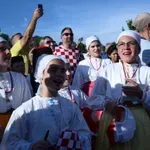 VIDEO / Ludilo na prvom treningu Hrvatske: Stotine navijača uz tamburaše bodrilo Vatrene