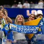 VIDEO / Ludnica u Sarajevu: Pogledajte atmosferu dok BiH igra protiv Švicarske