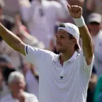 Senzacija na Wimbledonu: Kvalifikant izbacio petog tenisača svijeta, ispala i osma tenisačica svijeta