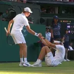 VIDEO / Zverev se okliznuo i ozlijedio u finalu Wimbledona, Sinner je odmah pokazao klasu