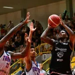 Cibona potpisala američkog beka, igrao Ljetnu ligu za Phoenix Sunse