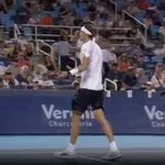 VIDEO / Bizarna scena u Cincinnatiju: Zverev morao napustiti teren zbog – znojenja