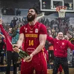 Crna Gora desetkovana: Dubljević se ne javlja, studenti ne mogu!