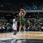 (VIDEO) Litvanac kao Trejsi Mekgrejdi, 9 poena za 10 sekundi