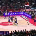 (VIDEO) Miler-Mekintajer „naseo“ na foru s basketa