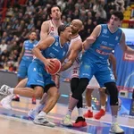 Armani može i bez Gudurića, četvrta u nizu Milaneza pred Zvezdu