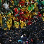 (VIDEO) Afrička tuča: Sukob navijača i policije u Rabatu