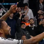 (VIDEO) Igrač Bešiktaša dao golčinu pa se „počastio“ selfijem