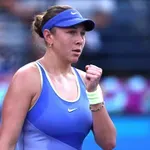 Anisimova pregazila Emu Radukanu, Koko se predala