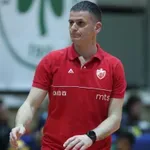 Zvezda nastavlja seriju, trojka crno-belih dama