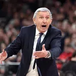 Pešiću lakše da nabroji ko može da igra večeras…