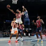 Povratak „iz mrtvih“: Batler i Moneke doneli pobedu od zlata!