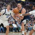 (VIDEO) Kao da se ne trudi: Ovo je Jokićev 30. tripl-dabl sezone