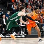 Valensija „zgazila“ PAO, pobeda Pešićevog Bajerna u Milanu