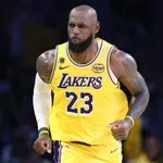 Kraj jedne ere: Lebron napušta Lejkerse! Stigao je i poziv…