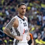 Hvala za sve, ratniče: Akile Polonara se oprostio od košarke
