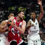Finale Evrolige UŽIVO: Fenomenalan meč! Izjednačena borba u Atini