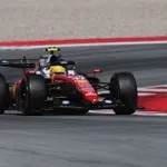 Hamiltonova prva pobeda u Ferariju! Katastrofa za Antonelija!