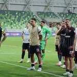 (VIDEO) Evo šta su Delije poručile igračima Zvezde