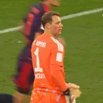 (VIDEO) Nojer se zaigrao, pa u sekundi sprečio bruku