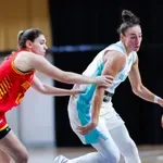 Slovenke na krilih Jessice Shepard gladko odpravile Črnogorke (VIDEO)