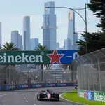 Avstralski začetek kljub težavam ni ogrožen, potem pa …