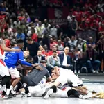 Micić trojkom rasplakao navijače Olimpijakosa (VIDEO)