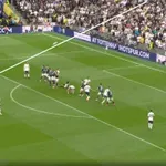 (VIDEO) Agonija Totenhema u jednom potezu: Gde je završila lopta?