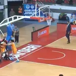 (VIDEO) Haos u Turskoj, opšta tuča košarkašica, meč ipak završen