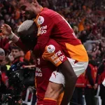 Spektakularan gol obeležio najveći turski derbi, uživajte!
