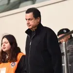 Lastnik Maribora za okrepitve zapravil kar 175 milijonov evrov!