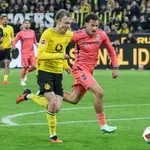 Dortmund doma brani prvo mesto