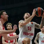 Šta god bude sa Paskvalom - Džejms stiže u Barselonu