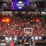 POLUVREME - Dominacija Olimpijakosa i na terenu, i na tribinama!