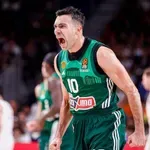 "OAKA" pretila da se od zelene pretvori u crnu, Slukas u produžecima slomio PAOK