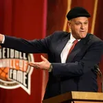 Odlazak košarkaške legende - Preminuo Oskar Šmit