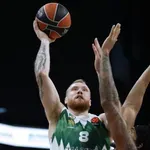 Puče stotka, Žalgiris ubedljiv protiv Monaka