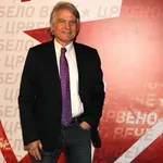 Dule Savić se pred Lil uzda u francusku izreku: "Nikada dva bez tri"