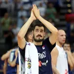 Kalinić: "Tu sam, uvek je čast, nadam se da će biti veselije drugi put"