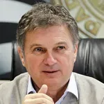 Tumbaković: "Ko ima pravo da ruši Peđu? Ostanite svi, neka se Partizan bori za opstanak..."